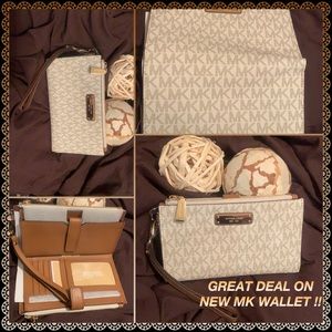 💰😊PRICE DROPPED TODAY ONLY
Michael Kors Wallet
